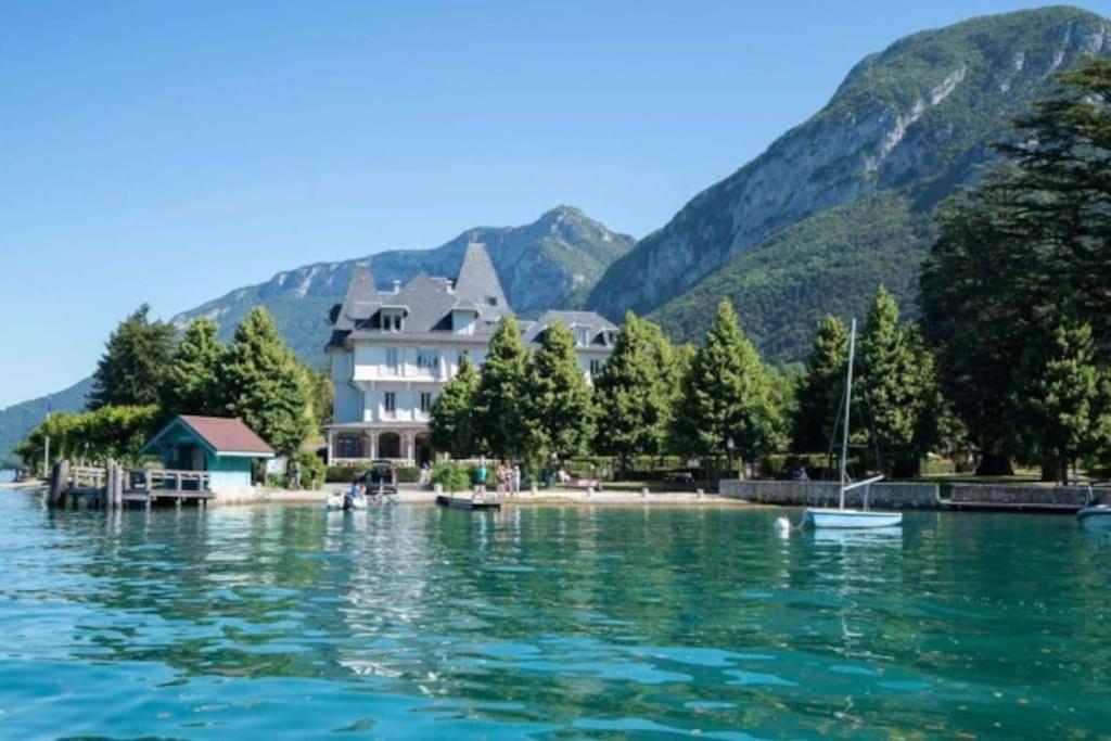 Bel Appartement Au Calme A 5 Minutes Du Village Menthon-Saint-Bernard Eksteriør bilde
